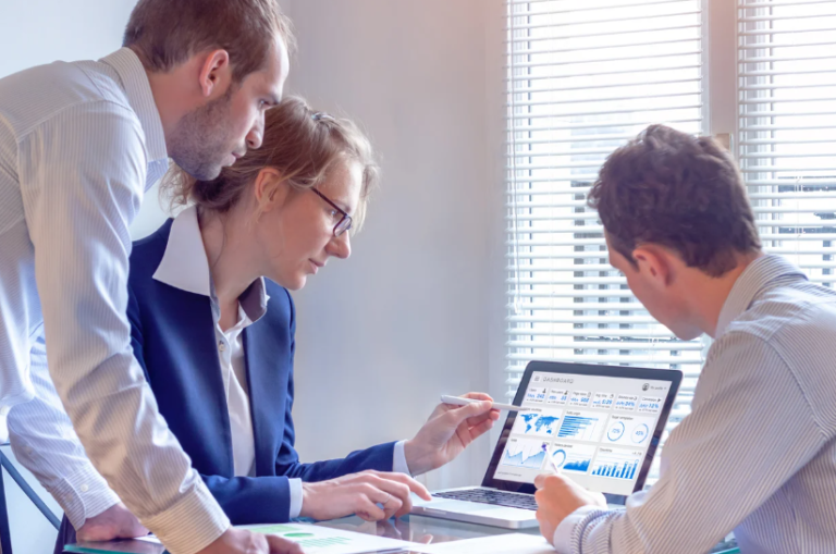 How Conversion Rate Optimization Services Turn Traffic Into Sales?